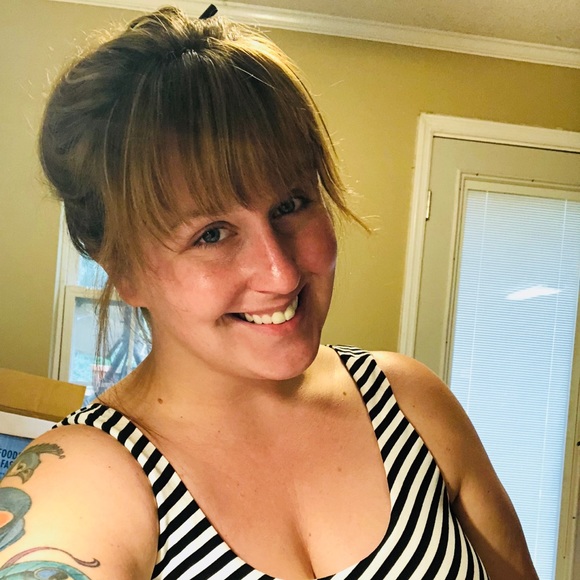 Meet your Posher, Samantha - Picture 1 of 1